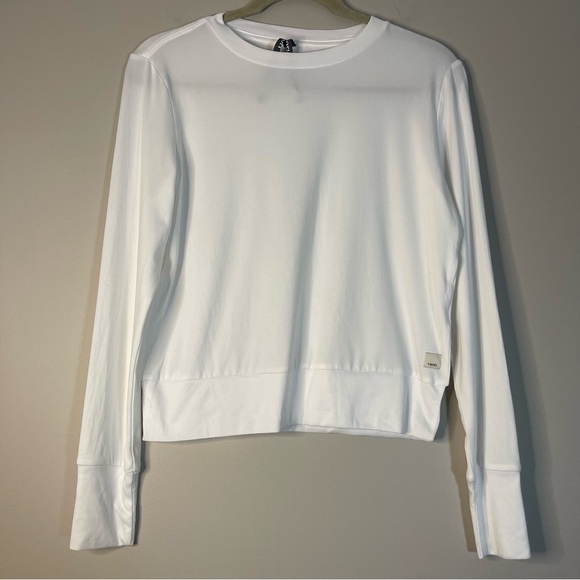 Vuori Classic White Daydream Crew Long Sleeve Tee - Picture 3 of 6